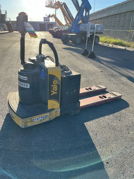 2018 YALE MPE060-VG Jack