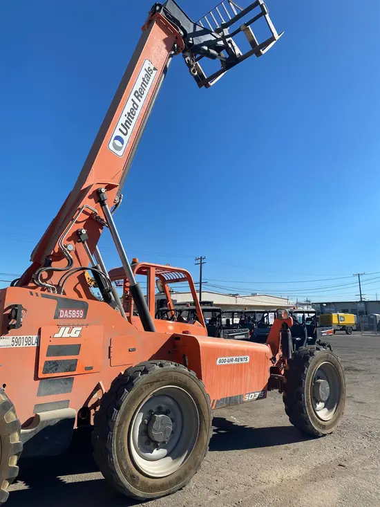 2018 SKYTRAK 6036 Forklift