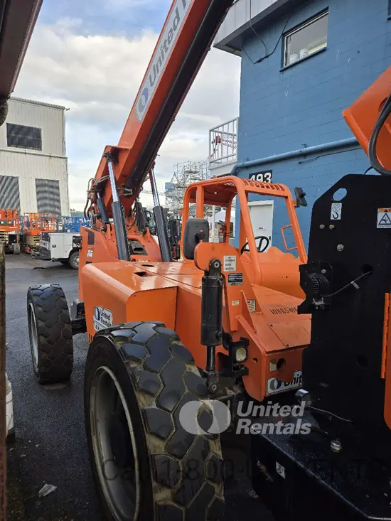 2018 SKYTRAK 6042 Forklift