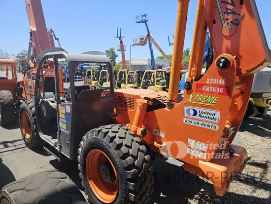 2019 XTREME XR742 Forklift