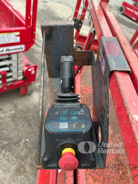 2019 MEC MICRO 19 Scissor Lift
