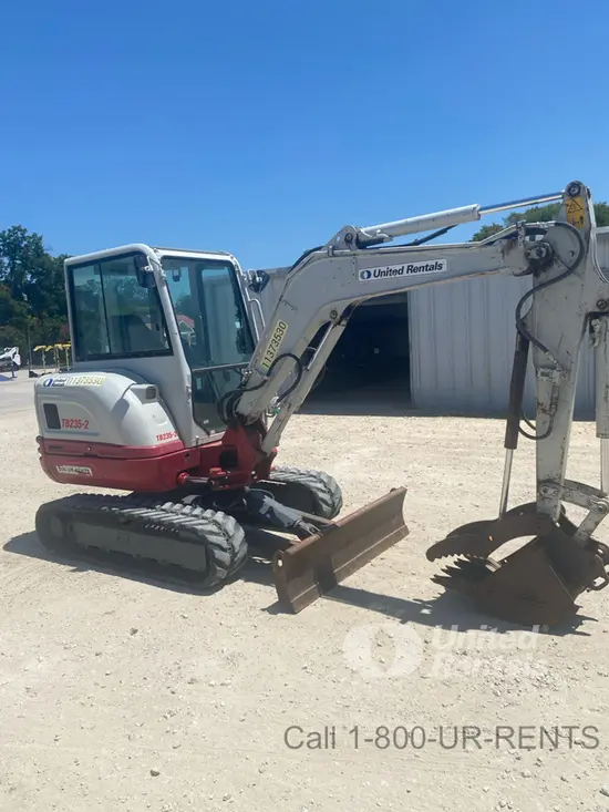 2022 Takeuchi TB235-2CR Mini Excavator