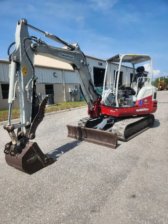 2022 Takeuchi TB250-2R Mini Excavator