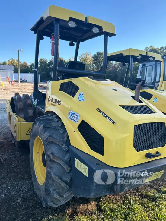 2021 BOMAG BW177PDH-5 Single Drum Roller