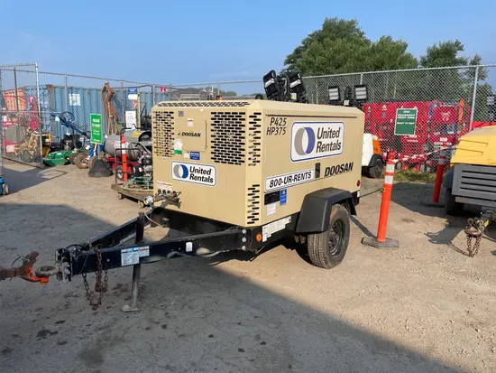 2021 Doosan P425/HP375WCUT4 Air Compressor