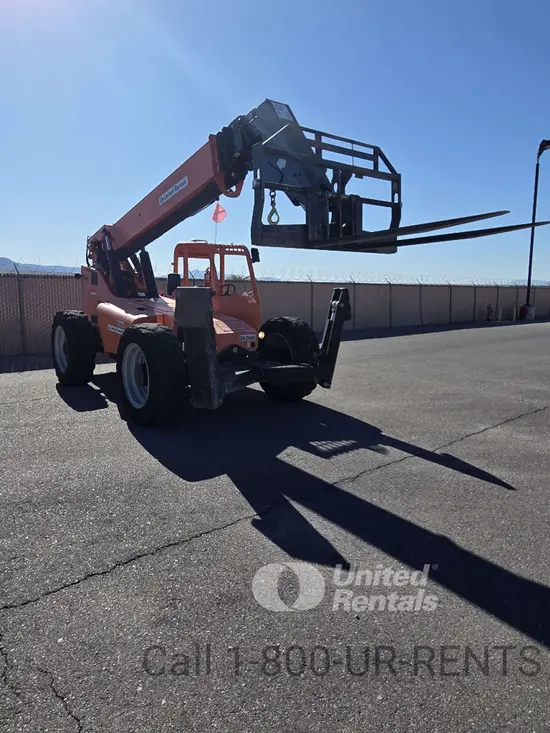 2018 SKYTRAK 10054 Forklift