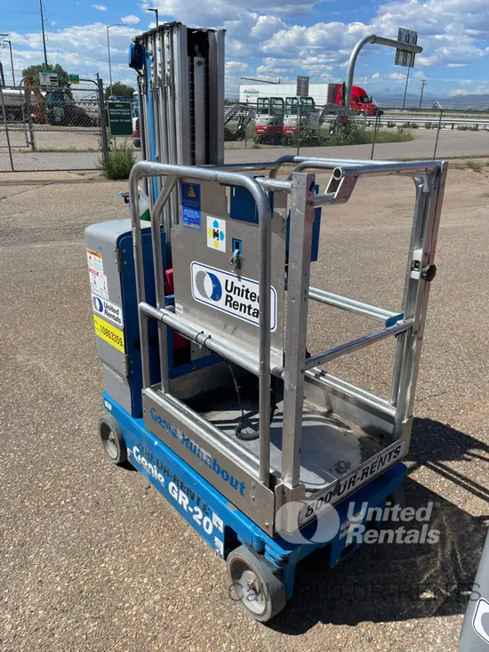 2018 Genie GR-20 Self-Propelled One-Person Lift