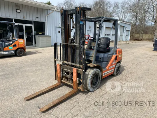 2019 Toyota 8FDU30 Warehouse Forklift