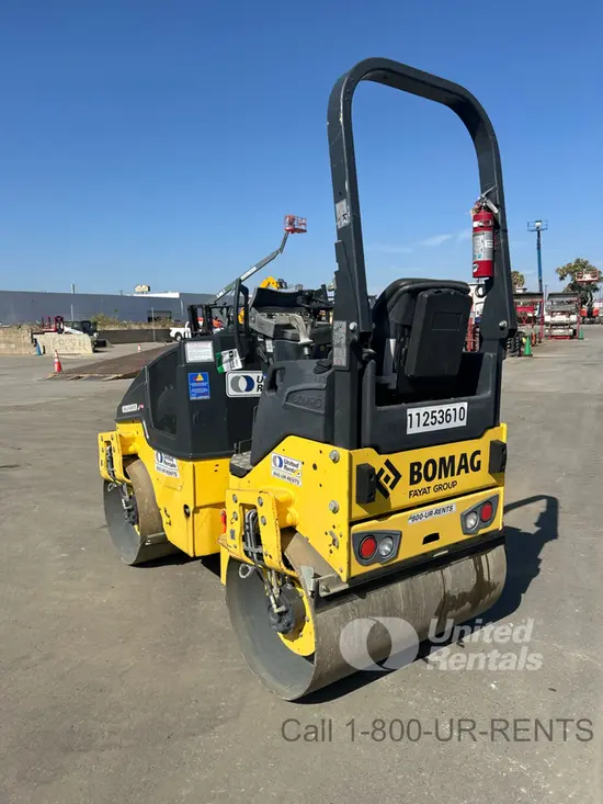 2021 BOMAG BW120SL-5 Double Drum Roller