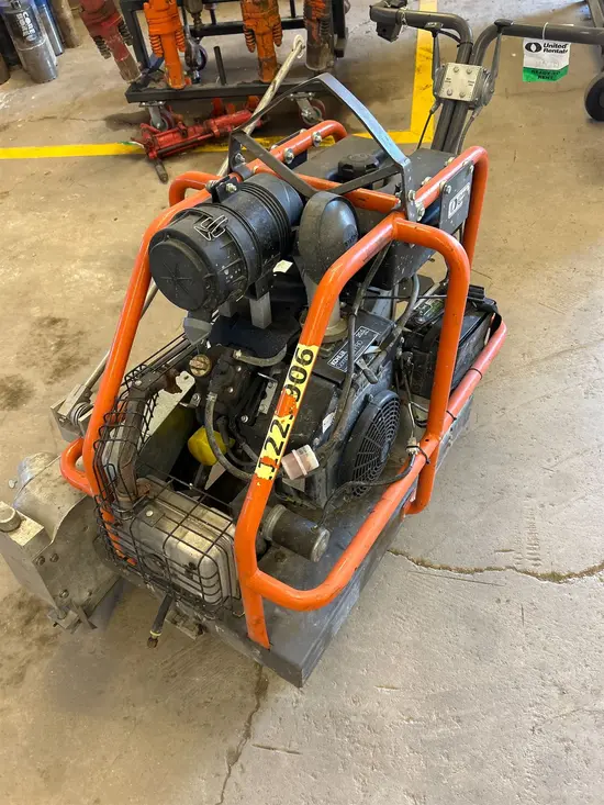2021 Husqvarna SOFF CUT 4000 Street Saw/Blade
