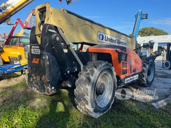 2018 JLG 1055 Forklift