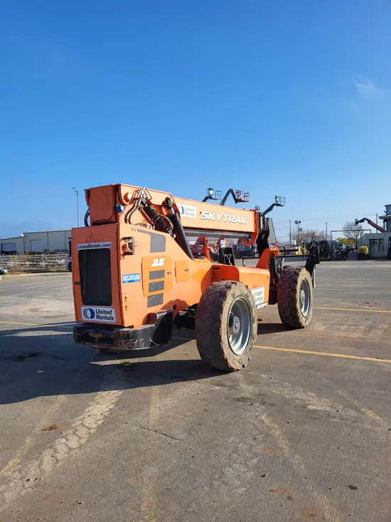 2017 SKYTRAK 10054 Forklift