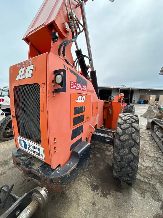 2017 SKYTRAK 6042 Forklift
