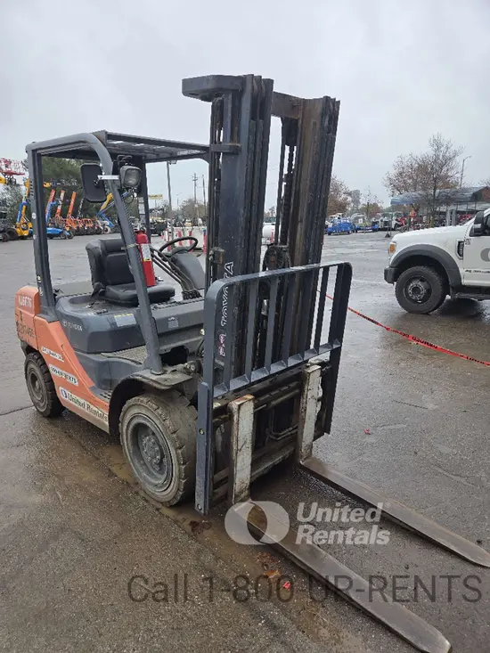 2018 Toyota 8FDU30 Warehouse Forklift