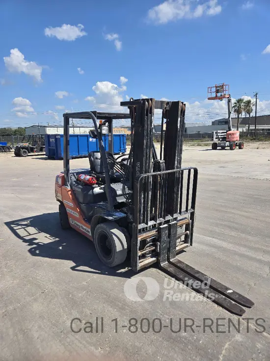 2018 Toyota 8FDU25 Warehouse Forklift