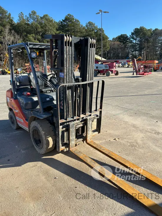 2020 Toyota 8FGU30 Warehouse Forklift