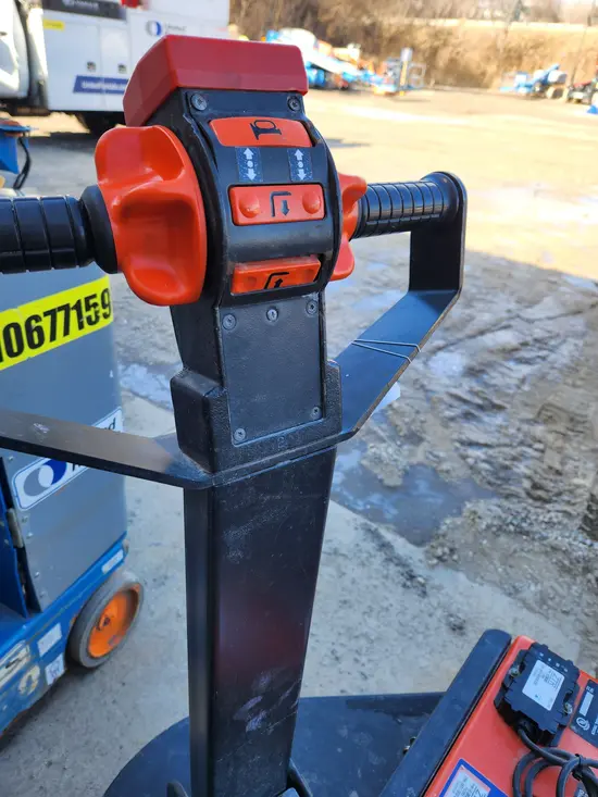 2016 Toyota 6BWC15-EE Warehouse Forklift