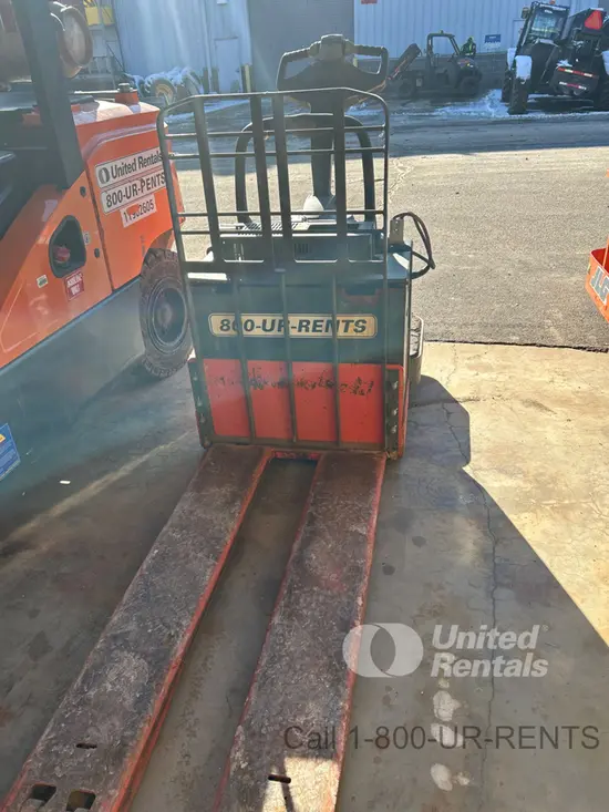 2018 Toyota 8HBE30 Jack