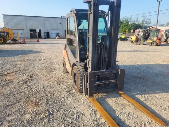 2020 Toyota 8FDU30 Warehouse Forklift