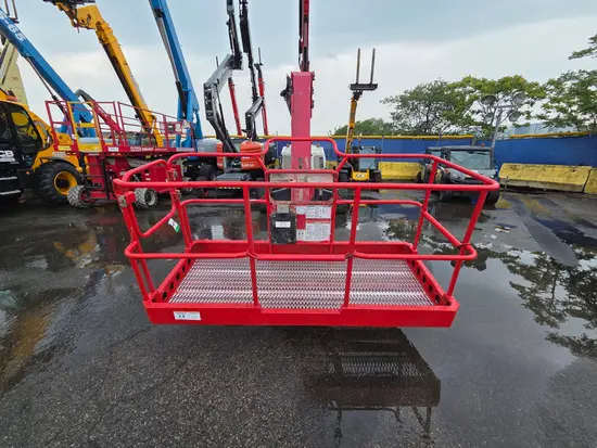 2017 MEC 60JD Boom Lift