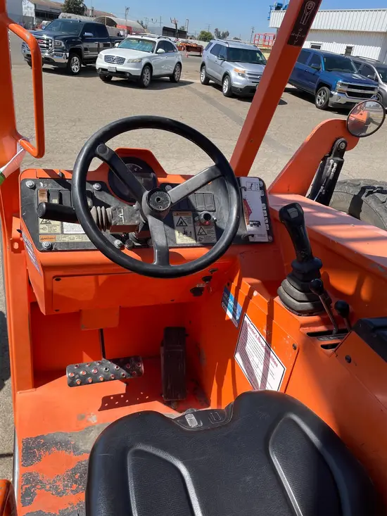 2017 SKYTRAK 6042 Forklift