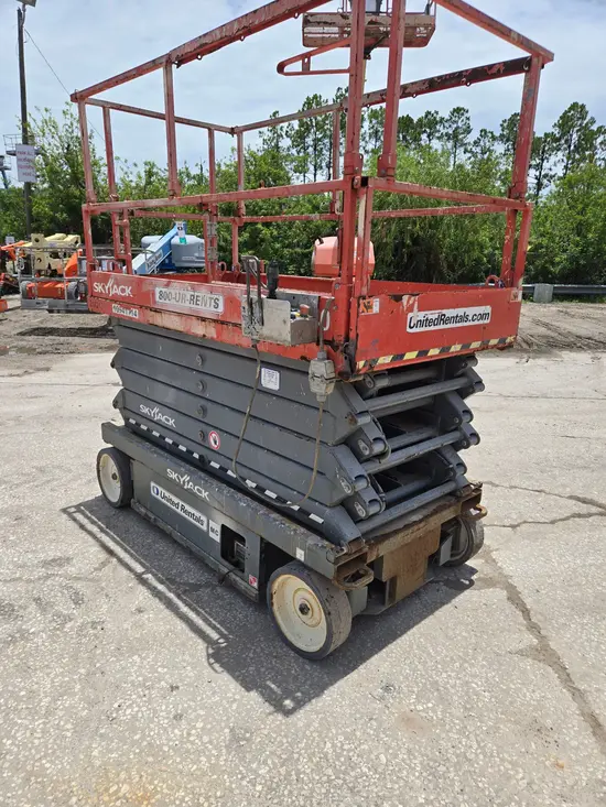 2019 Skyjack SJIII4740 Scissor Lift