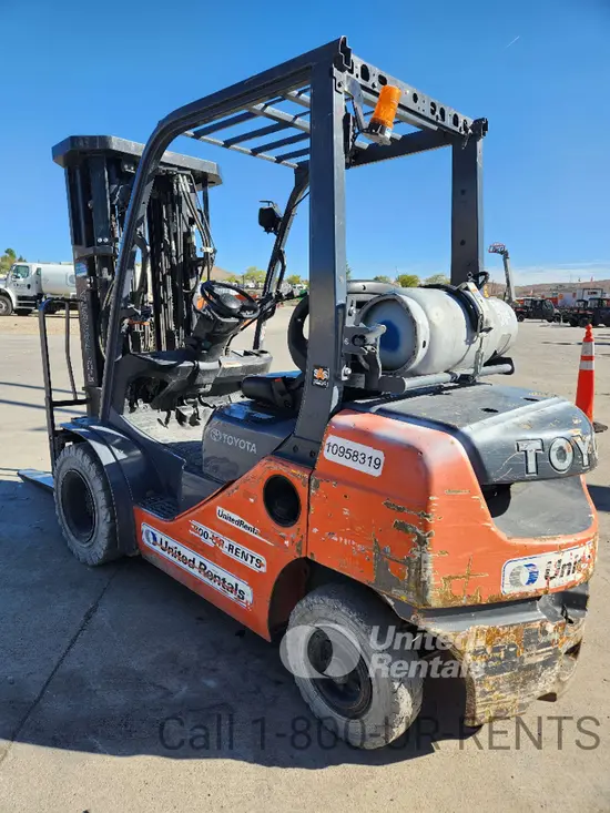 2019 Toyota 8FGU25 Warehouse Forklift