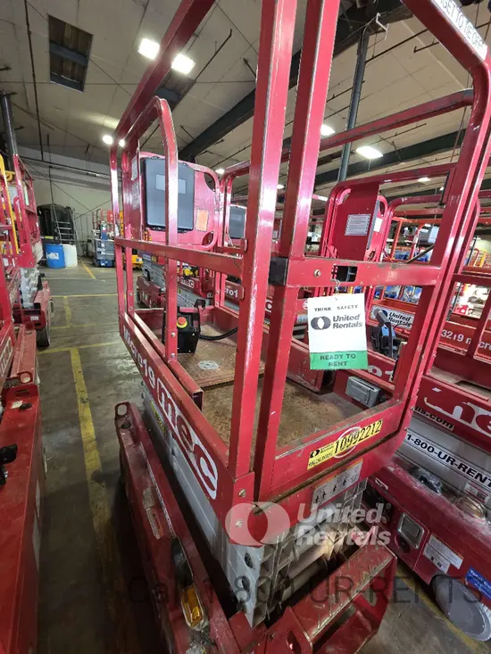 2019 MEC MICRO 19 Scissor Lift
