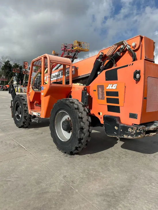 2017 SKYTRAK 10054 Forklift