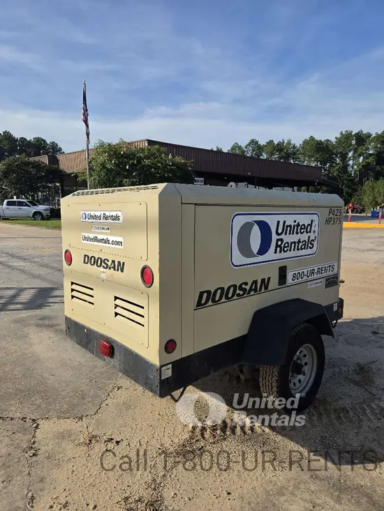 2021 Doosan P425/HP375WCUT4 Air Compressor