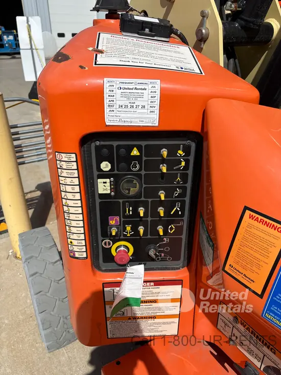 2017 JLG E450AJ Articulating Boom Lift