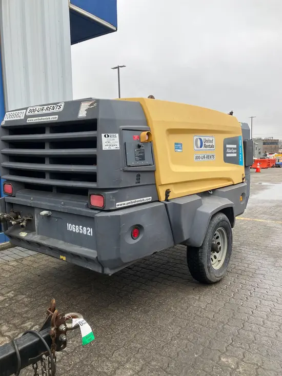 2017 Atlas Copco XAS440JD T4F Air Compressor