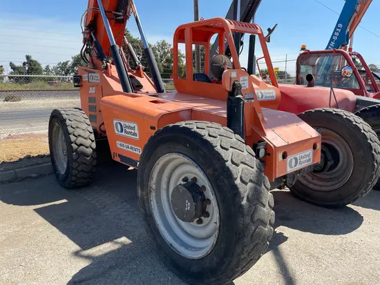 2017 SKYTRAK 6042 Forklift