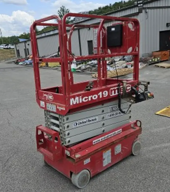 2018 MEC MICRO 19 Scissor Lift