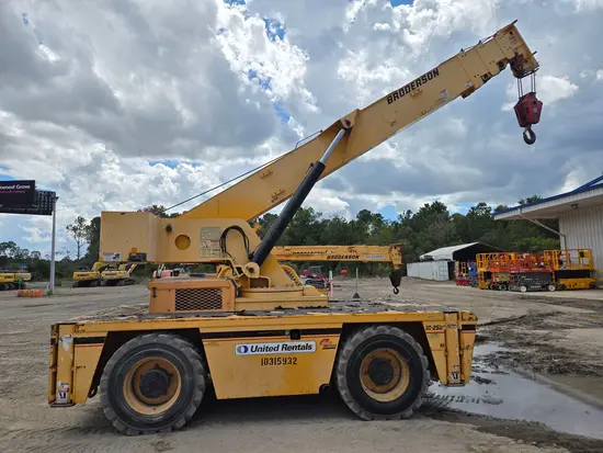 2014 Broderson IC-250-3D