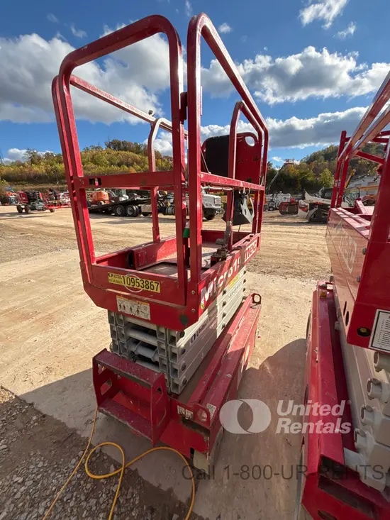 2019 MEC MICRO 19 Scissor Lift