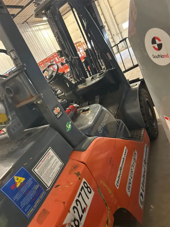 2018 Toyota 8FG35U Warehouse Forklift