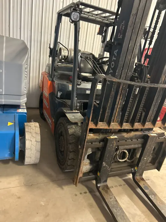 2018 Toyota 8FG35U Warehouse Forklift