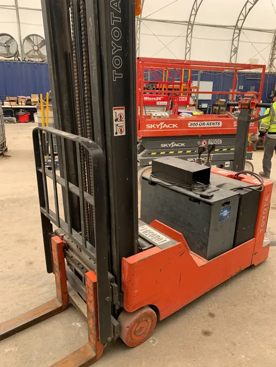 2018 Toyota 6BWC20 Warehouse Forklift