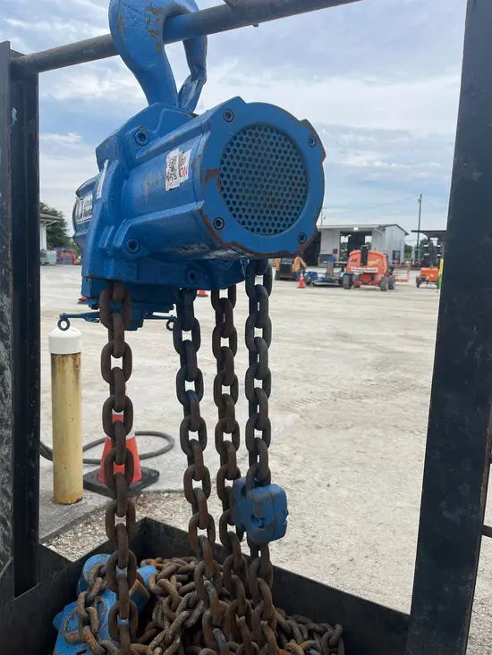 2013 JD NEUHAUS PROFI 30T Hoist