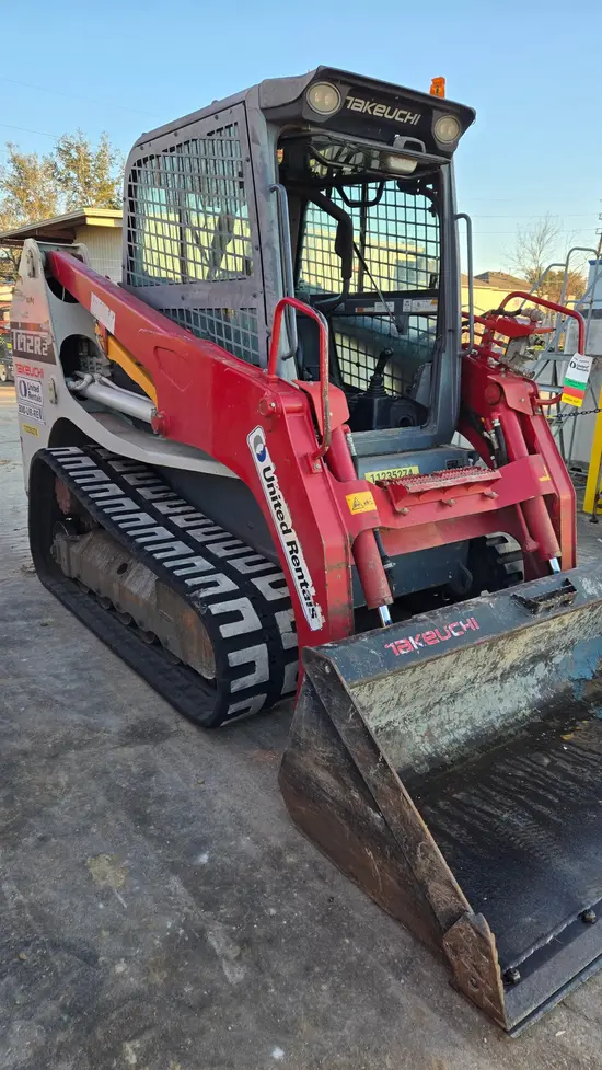 2021 Takeuchi TL12R2-CR Track Loader