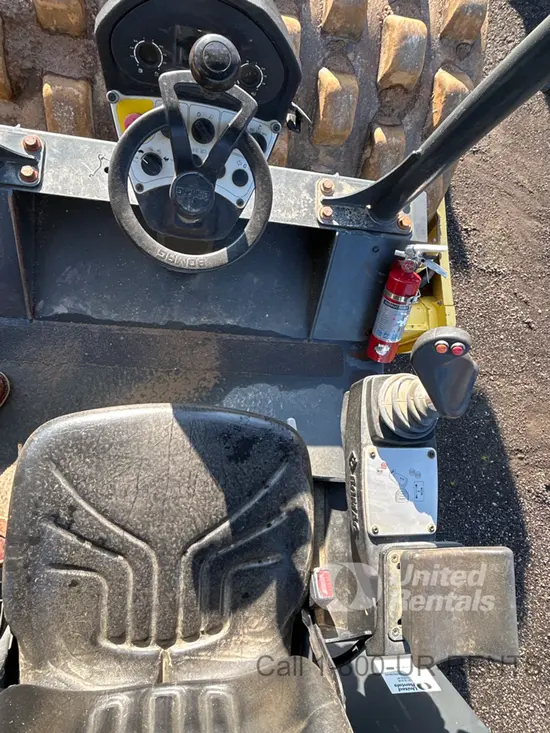 2021 BOMAG BW211PD-5 Single Drum Roller