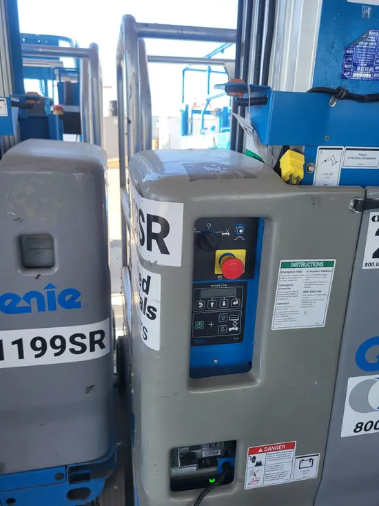 2019 Genie GR-20 Self-Propelled One-Person Lift