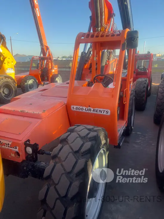 2018 SKYTRAK 8042 Forklift
