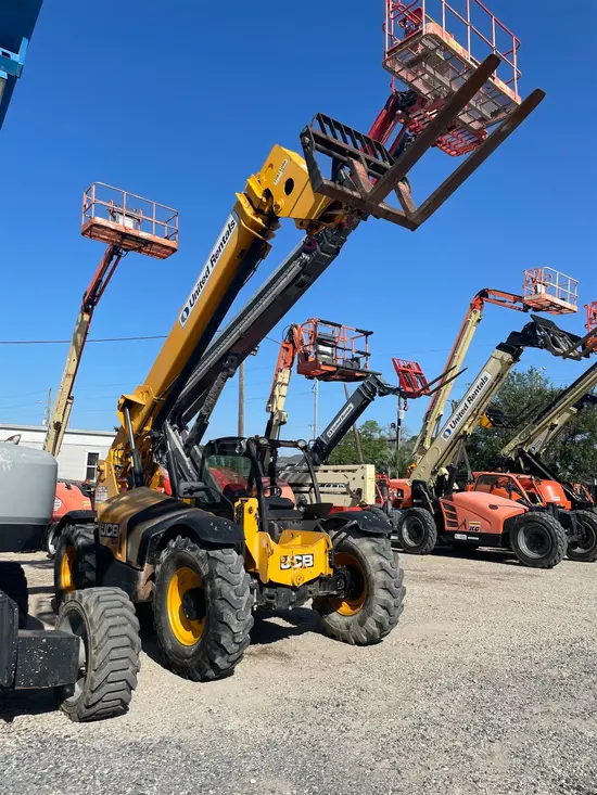 2018 JCB 507-42 Forklift