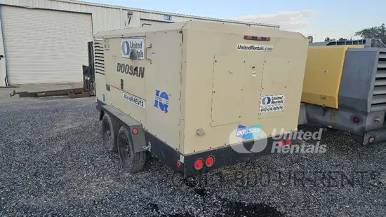 2020 Doosan XP825/HP750WCU Air Compressor