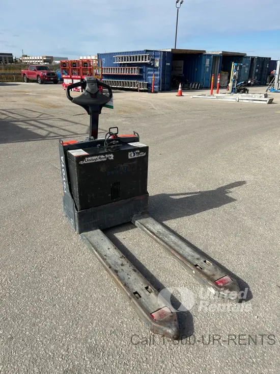 2023 Toyota 8HBW23 Jack