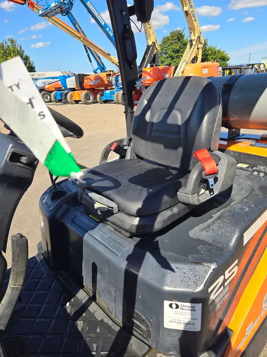 2020 Doosan G25N-7DF Warehouse Forklift