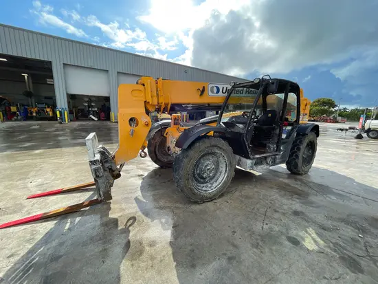 2021 JCB 507-42 Forklift
