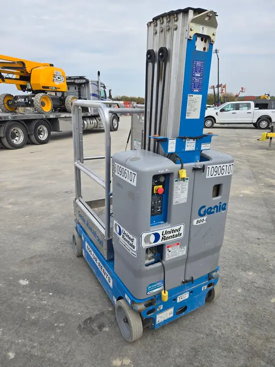 2019 Genie GR-20 Self-Propelled One-Person Lift
